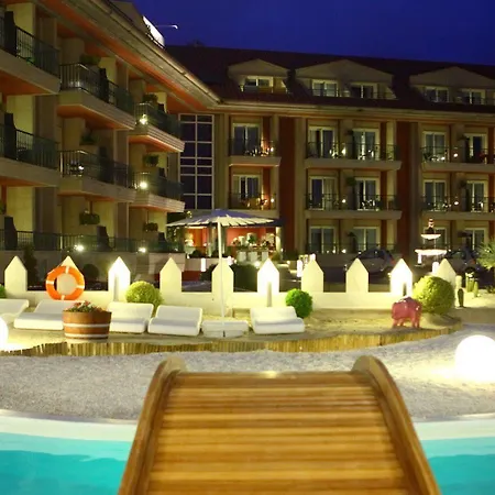 Hotell Augusta Eco Wellness 4 Superior 4*